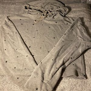 grey star sweatshirt